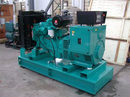 秦淮200kw康明斯柴油发电机组图片 秦淮200kw康明斯柴油发电机组图片